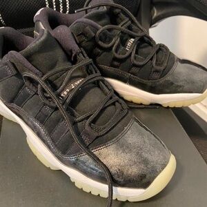 Jordan 11s low barons